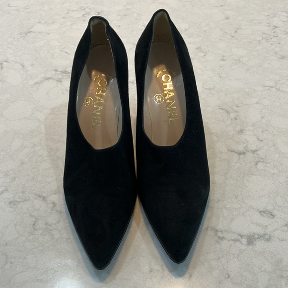 CHANEL Authentic Handmade Black Suede High Vamp Pumps/Heels Sz 37- NWOT - Picture 3 of 14